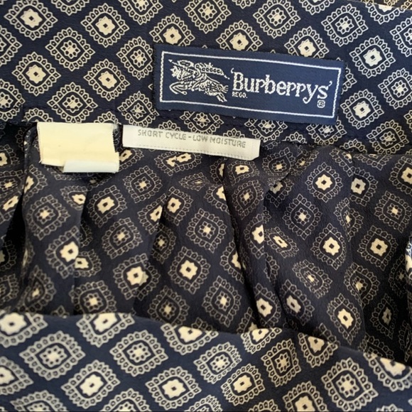 Burberry | Vintage Pleated Blue Retro Skirt - Picture 3 of 5